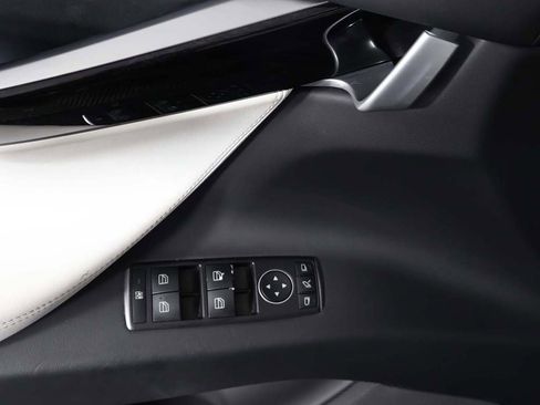 Used 2017 Tesla Model X 100D image 33