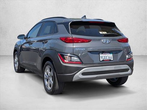 Used 2023 Hyundai Kona SEL w/ Convenience Package FWD image 7