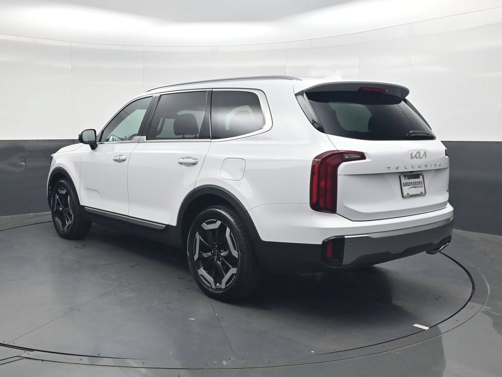 Used 2025 Kia Telluride S AWD/4WD image 7