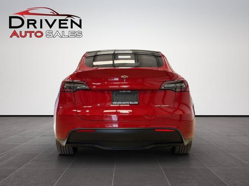 Used 2023 Tesla Model Y Long Range AWD/4WD image 5