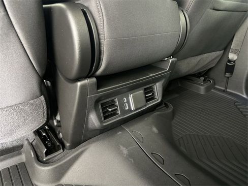 New 2025 Chevrolet Silverado 1500 LT image 21