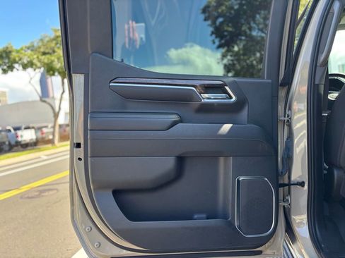 Used 2022 GMC Sierra 1500 Elevation w/ Elevation Premium Package image 16