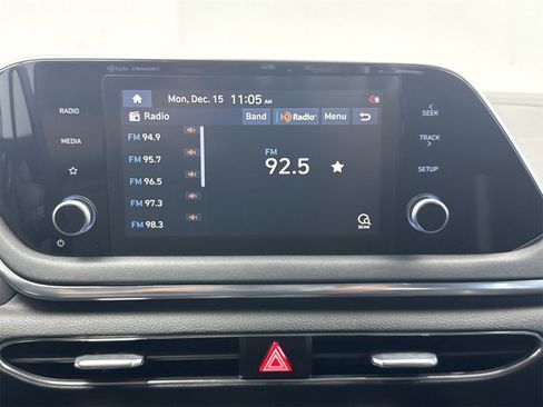 Used 2021 Hyundai Sonata SEL w/ Preferred Accessory Package image 22