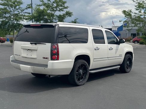 Used 2013 GMC Yukon XL Denali AWD/4WD image 7