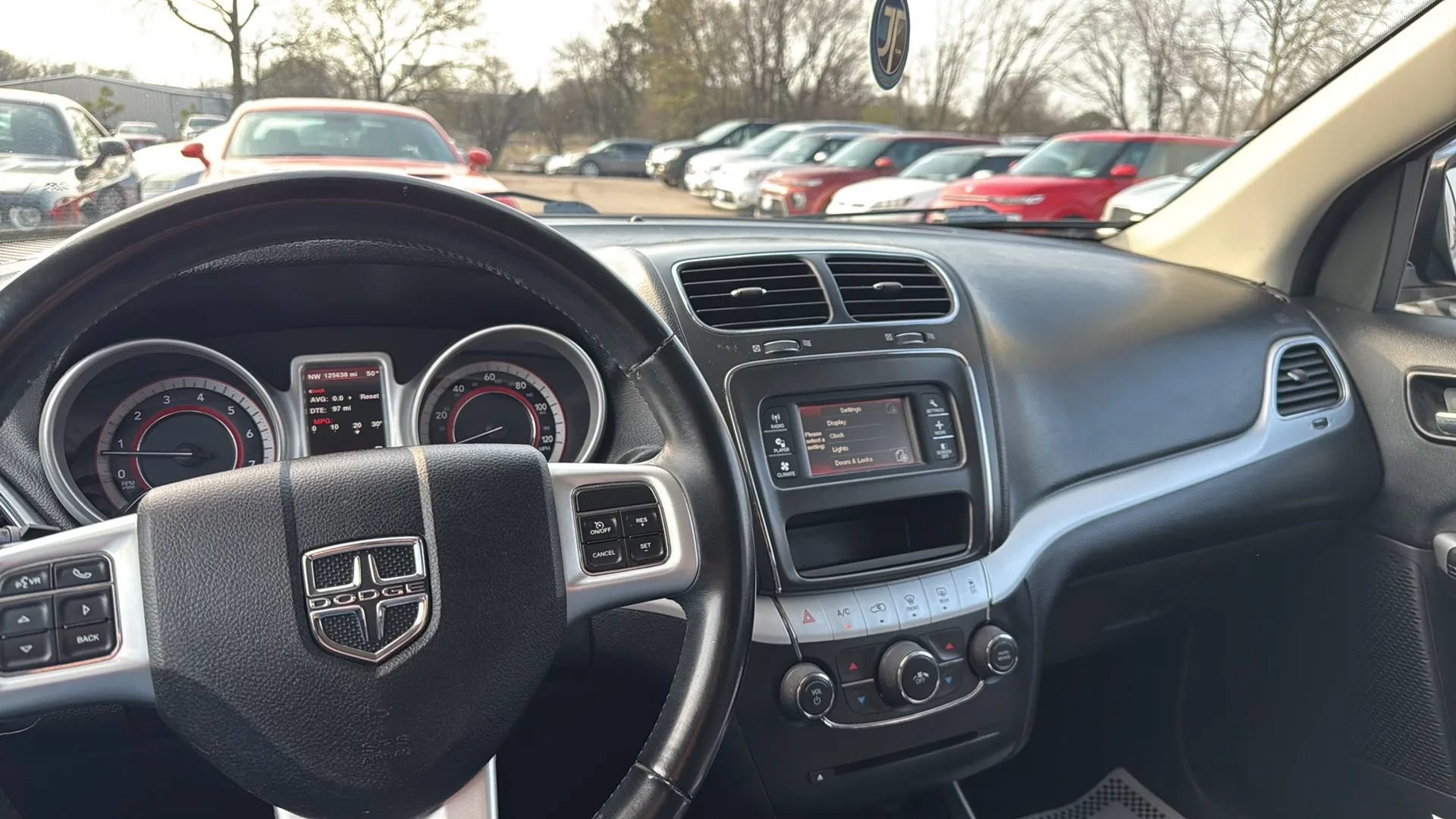 Used 2018 Dodge Journey SE w/ Popular Equipment Group FWD image 29