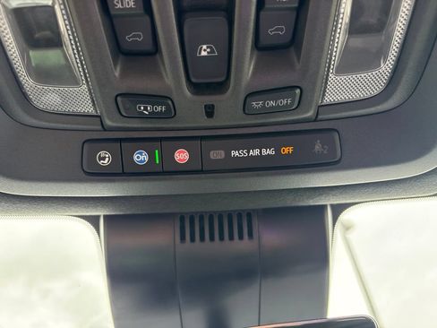 Used 2024 GMC Sierra 2500 AT4X w/ AT4X AEV Edition AWD/4WD image 38