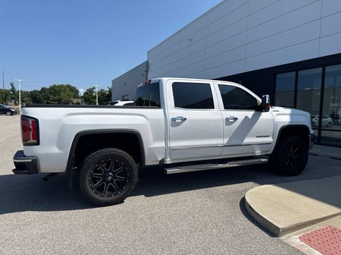 Used 2018 GMC Sierra 1500 SLT w/ SLT Premium Package AWD/4WD image 3