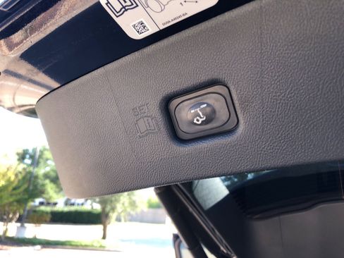 Used 2019 Lincoln Nautilus Reserve image 20