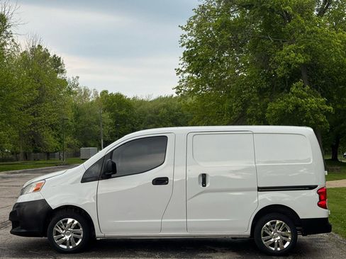 Used 2013 Nissan NV200 S w/ Cruise Control Pkg FWD image 10