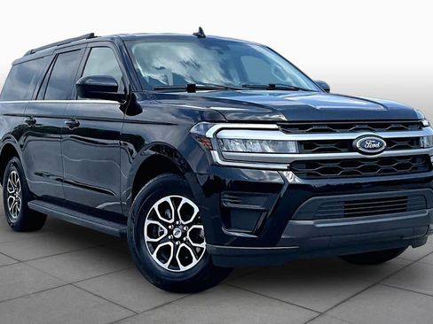 Used 2024 Ford Expedition Max XLT RWD image 3