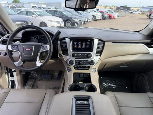 Used 2016 GMC Yukon XL SLT w/ Open Road Package AWD/4WD image 24