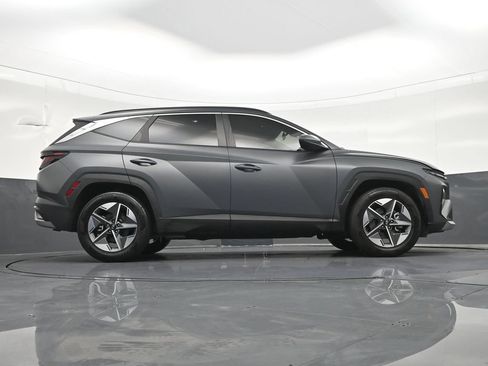Used 2025 Hyundai Tucson SEL FWD image 34