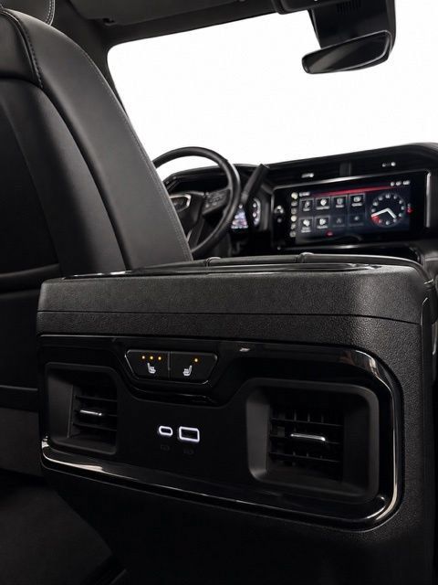 Used 2025 GMC Sierra 2500 AT4X AWD/4WD image 26