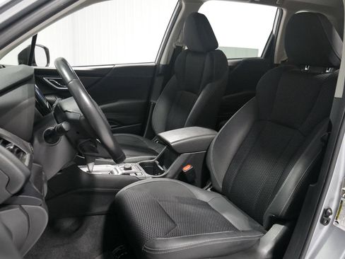 Used 2021 Subaru Forester Premium image 11