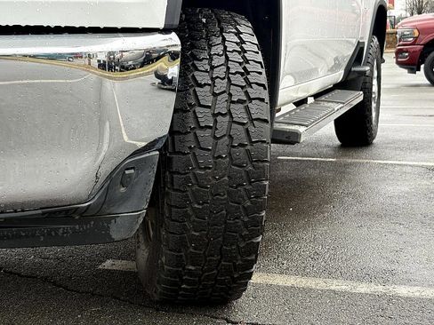 Used 2023 Chevrolet Silverado 2500 LTZ image 25