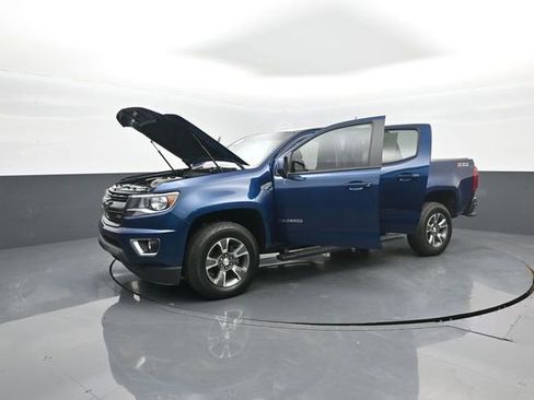 Used 2020 Chevrolet Colorado Z71 AWD/4WD image 43