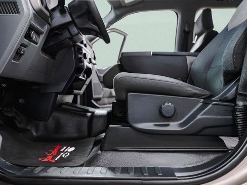 Used 2022 Ford F150 XLT w/ XTR Package image 27