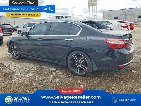 Used 2017 Honda Accord Touring image 3