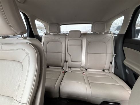 Used 2022 Lincoln Corsair Reserve w/ Elements Package image 25