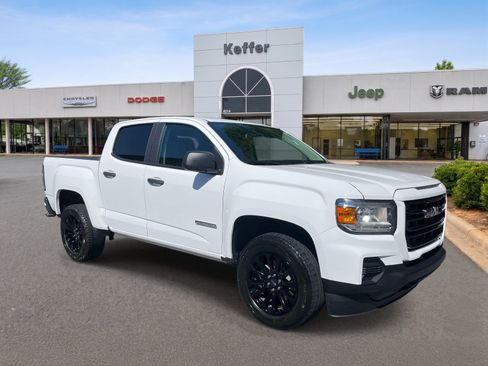 Used 2022 GMC Canyon Elevation Standard w/ Convenience Package RWD image 2