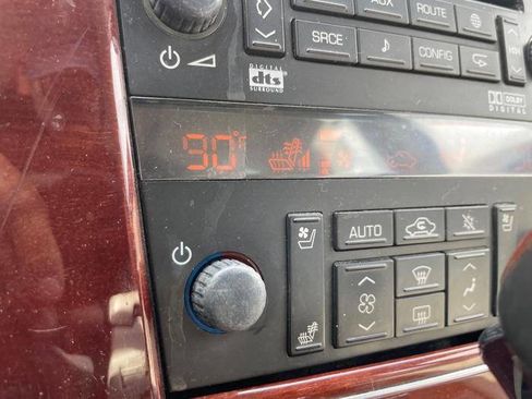 Used 2007 Cadillac STS w/ Preferred Equipment Group image 35