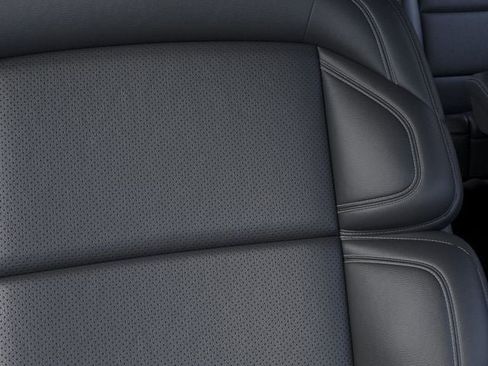 New 2026 Lincoln Navigator Reserve AWD/4WD image 16