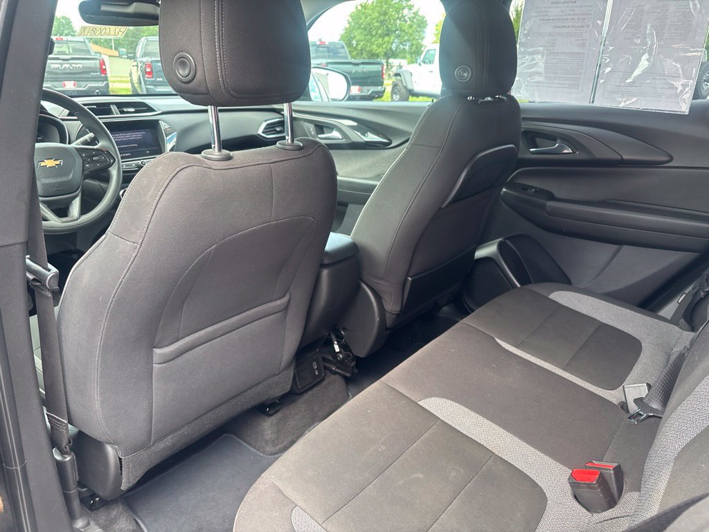 Used 2021 Chevrolet TrailBlazer LT w/ Convenience Package FWD image 27