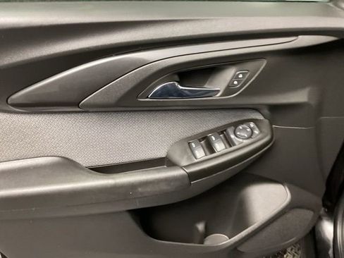 Certified 2022 Chevrolet TrailBlazer LT w/ Confidence II Package image 11