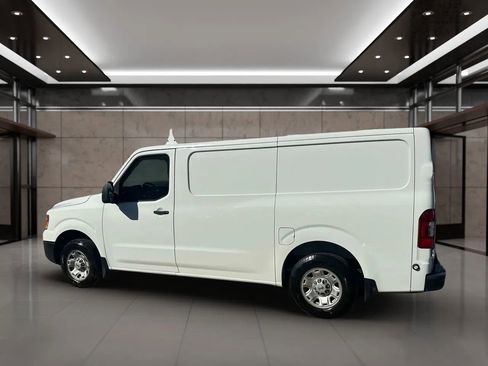 Used 2021 Nissan NV 1500 SV image 19