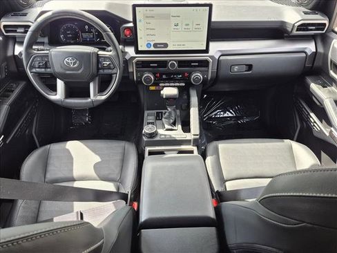 Used 2025 Toyota 4Runner TRD Off-Road Premium w/ Tow Technology Package AWD/4WD image 19