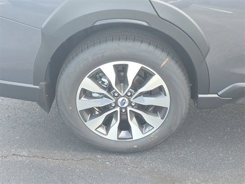 New 2025 Subaru Outback Touring XT image 7