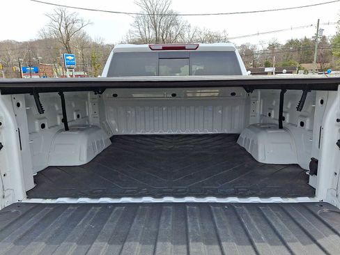 Used 2023 GMC Sierra 1500 Elevation w/ Preferred Package image 27