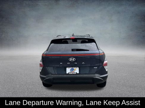 Used 2024 Hyundai Kona SEL AWD/4WD image 4