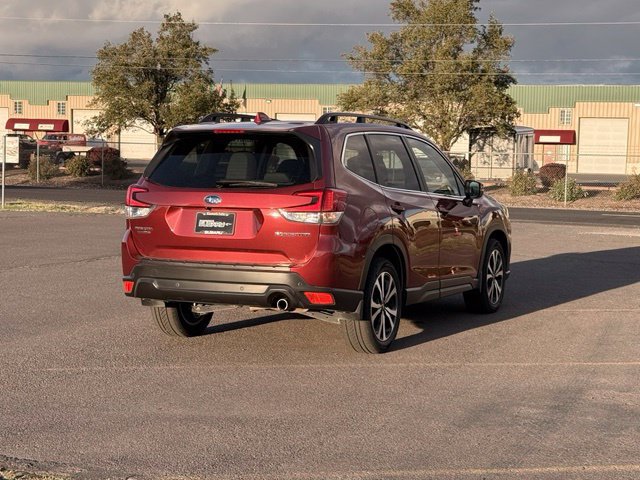 Used 2023 Subaru Forester Limited AWD/4WD image 5