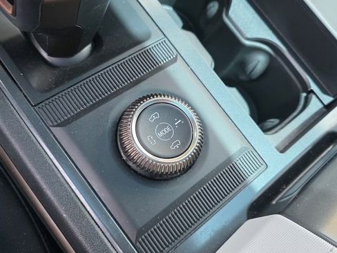 Used 2025 GMC Hummer EV 2X AWD/4WD image 24