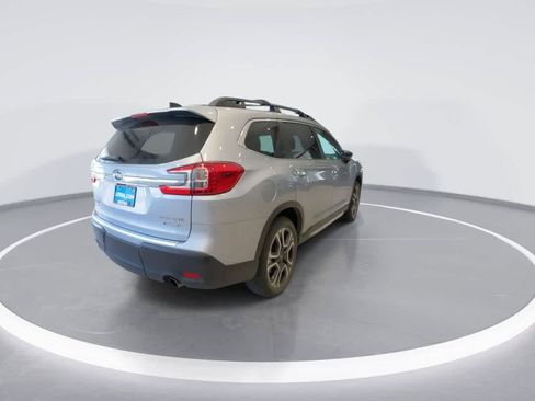 Used 2024 Subaru Ascent Touring AWD/4WD image 8