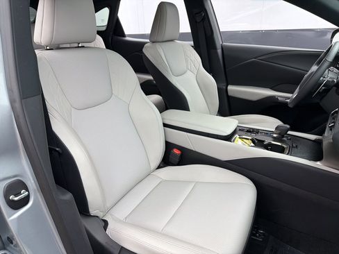 Used 2025 Lexus RX 350 Premium image 28