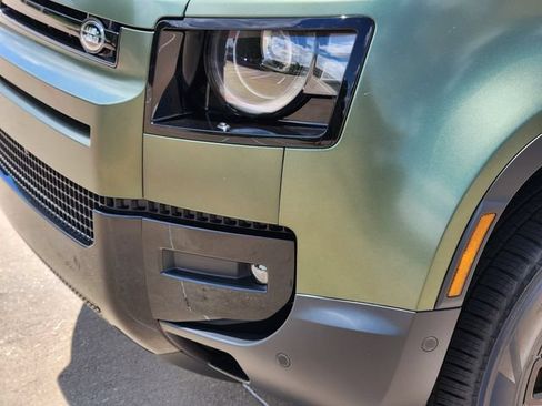 New 2026 Land Rover Defender 110 S AWD/4WD image 8