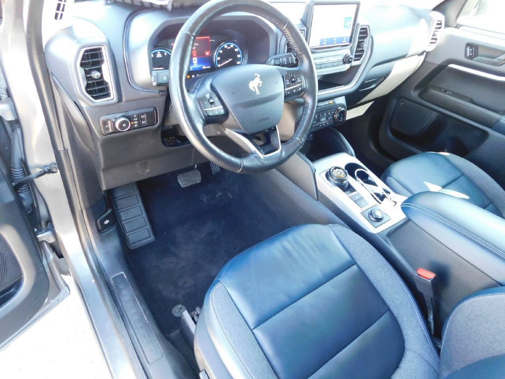 Used 2022 Ford Bronco Sport Outer Banks w/ Tech Package AWD/4WD image 14