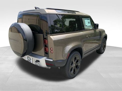 New 2025 Land Rover Defender 90 S image 8