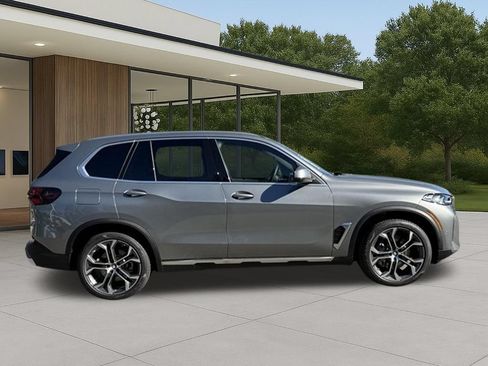 Used 2026 BMW X5 sDrive40i w/ Premium Package RWD image 7