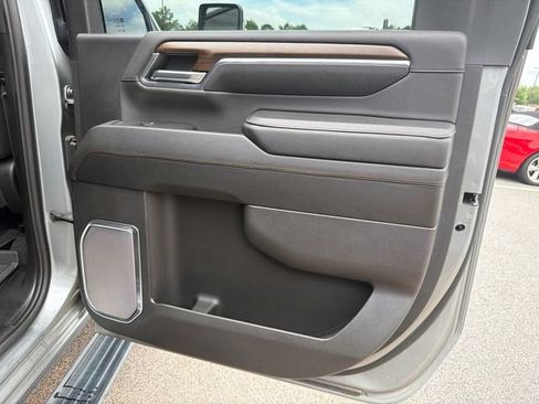 Used 2024 Chevrolet Silverado 3500 High Country w/ High Country Premium Package AWD/4WD image 16