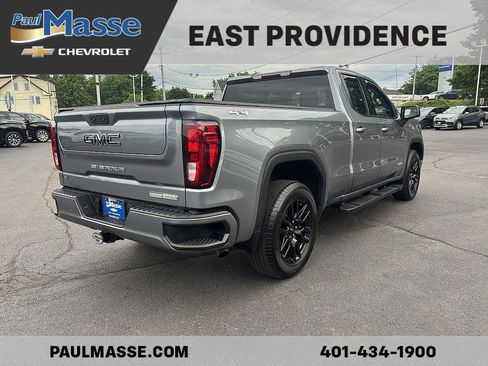 Used 2021 GMC Sierra 1500 Elevation w/ LPO, Elevation Black Package AWD/4WD image 7