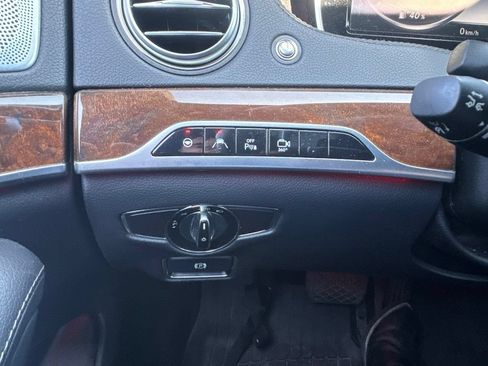 Used 2015 Mercedes-Benz S 550 4MATIC Sedan image 12
