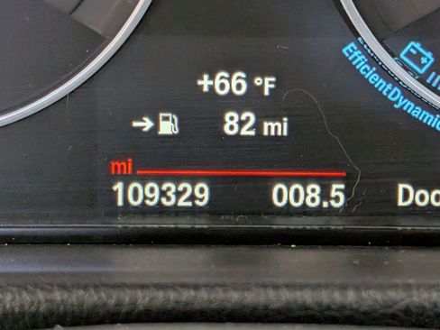 Used 2016 BMW 320i Sedan image 22