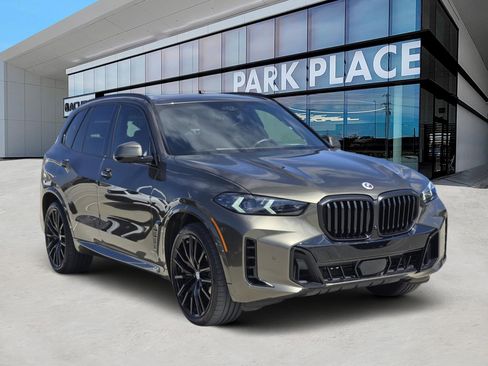Used 2024 BMW X5 xDrive40i w/ M Sport Package image 2