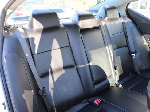 Used 2023 Nissan Altima 2.5 SR w/ SR Premium Package image 12