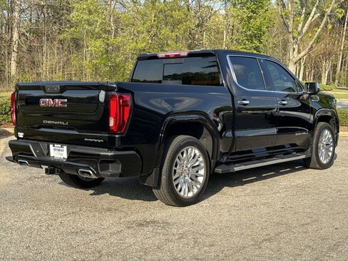 Used 2024 GMC Sierra 1500 Denali w/ Technology Package image 10