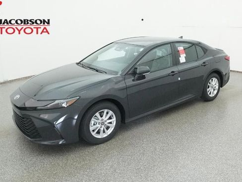 New 2026 Toyota Camry LE image 1