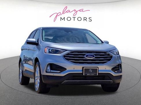 Used 2023 Ford Edge Titanium AWD/4WD image 3
